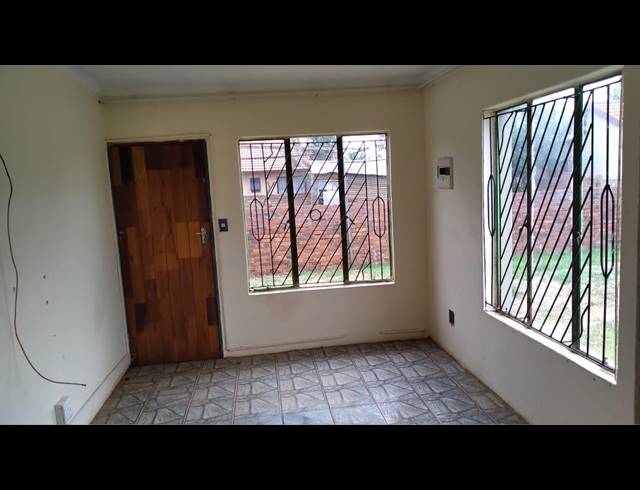 3 BEDROOM FREESTANDING FOR SALE IN SOSHANGUVE XX